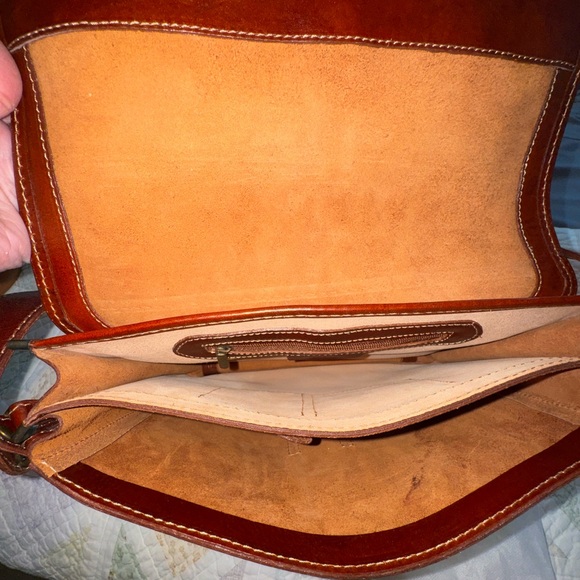 Italian Leather Oversized ‘H’ Crossbody Vera Pelle Made in Italy Cognac Brown - Picture 8 of 16